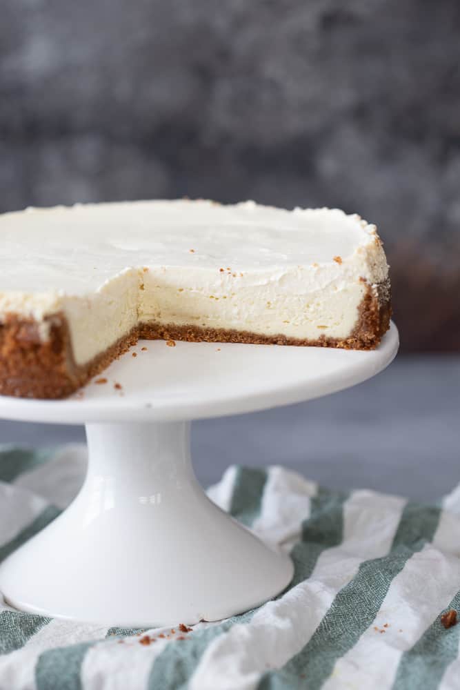 Classic Cheesecake With Sour Cream Topping - The Baker Chick