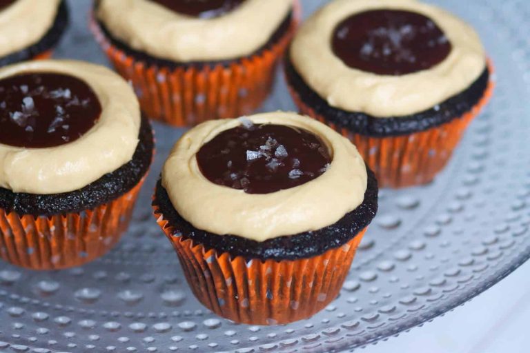 Dark Chocolate Salted Caramel Cupcakes