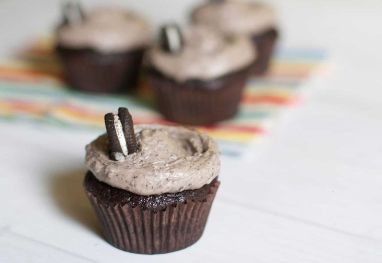 Cookies & Cream Cupcakes