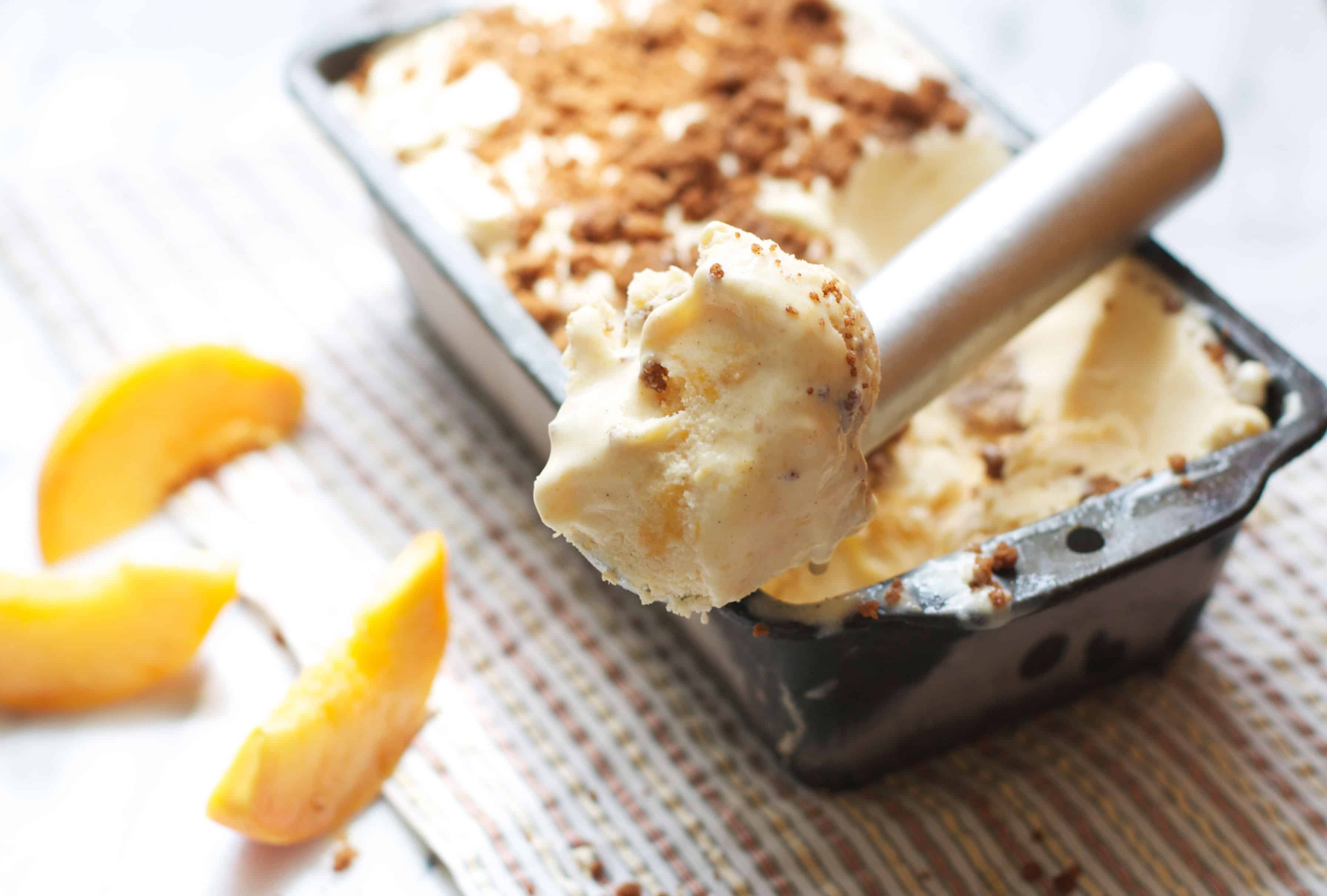 Peach Crumble Ice Cream