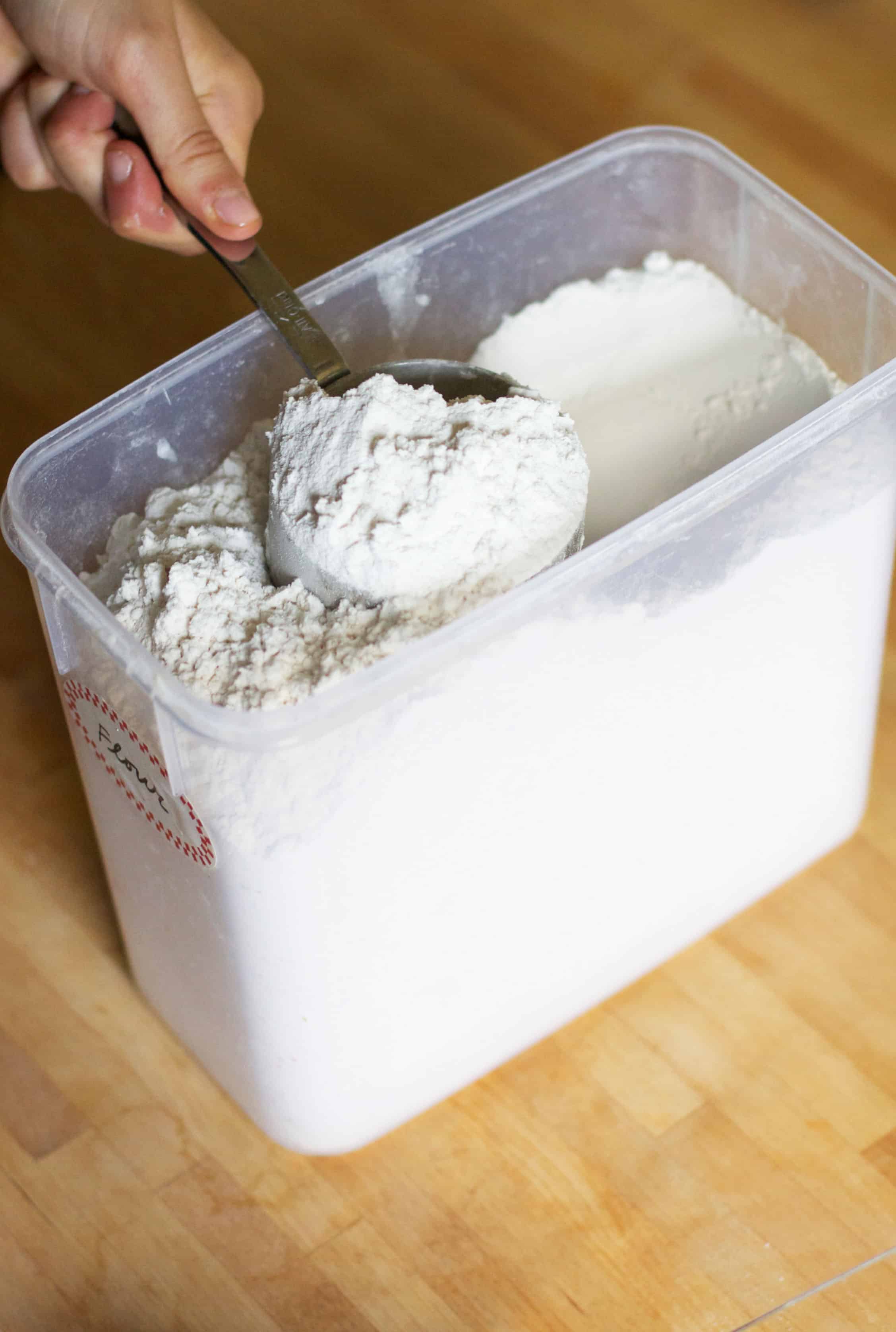 How to Measure Flour - The Baker Chick