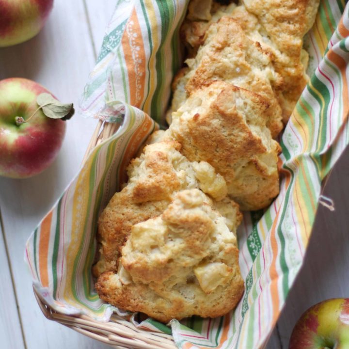 Apple Cheddar Scones