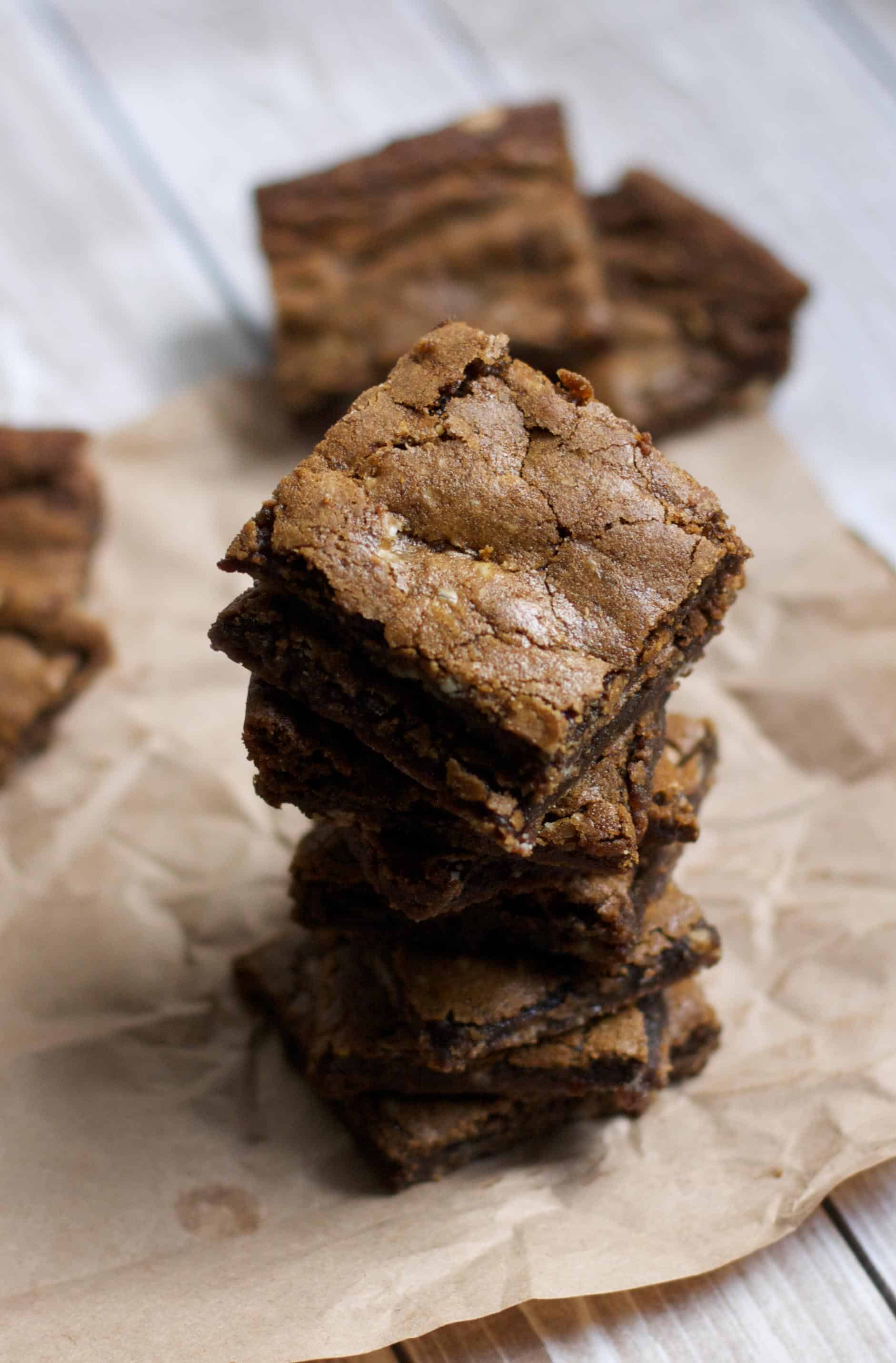 White Chocolate Gingerbread Blondies