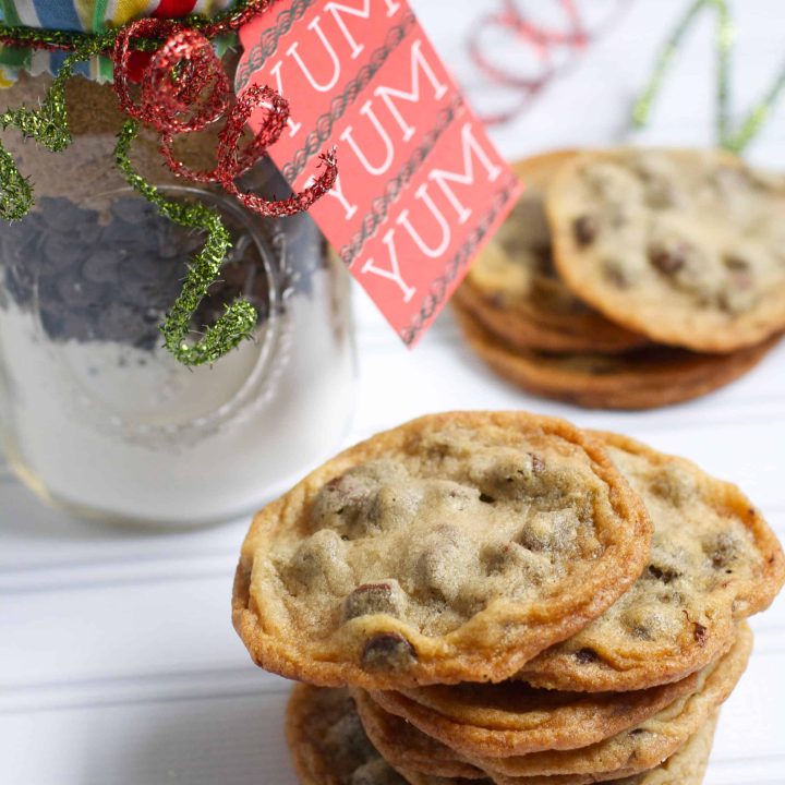 Chewy Chocolate Chip Cookie Mix in a Jar