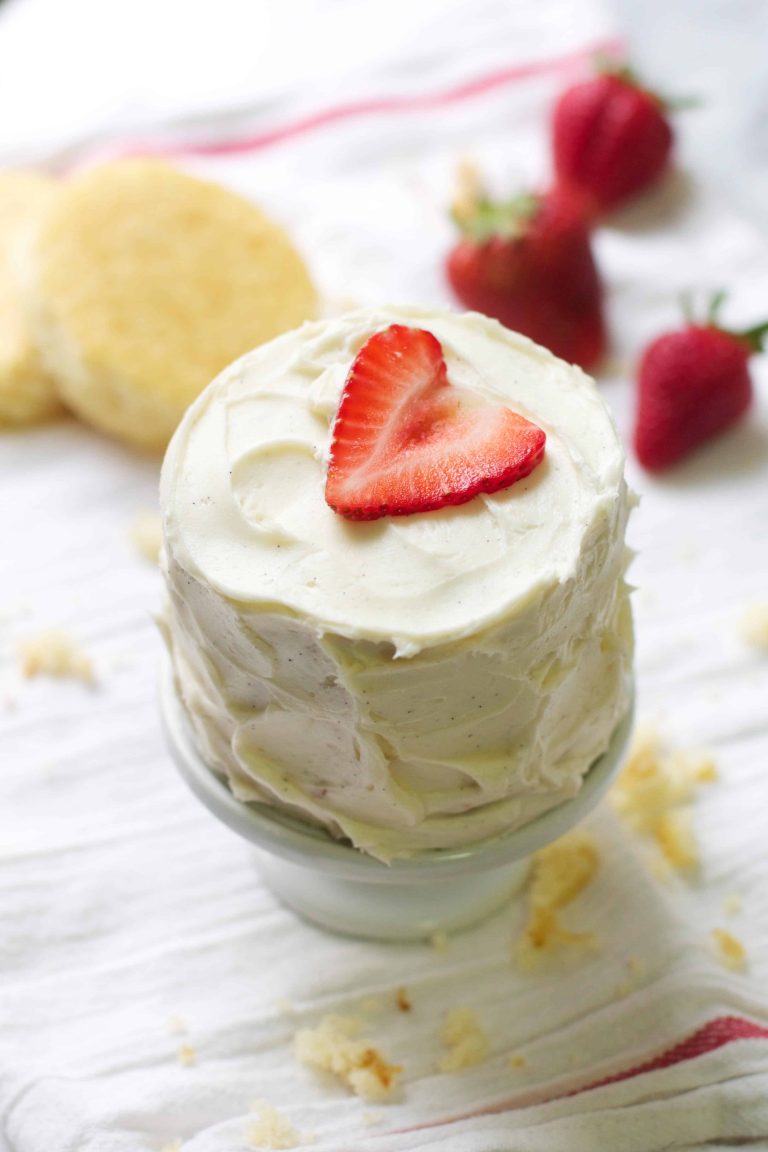 Mini Vanilla Bean Strawberry Layer Cakes