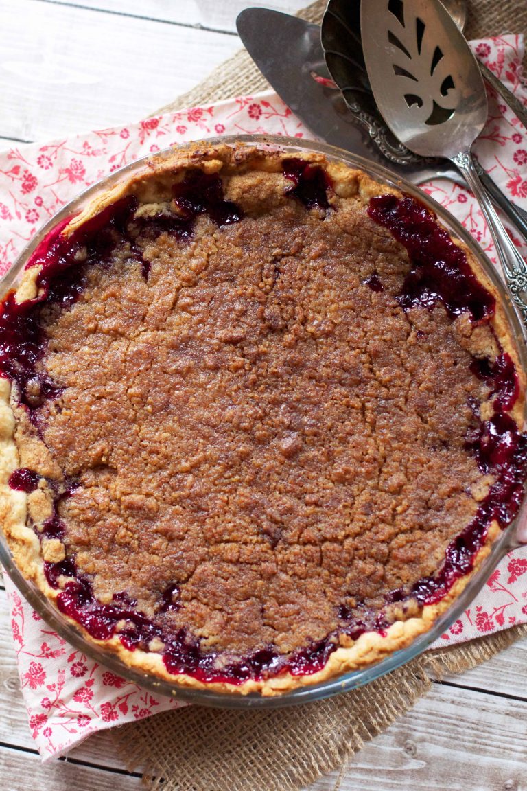 Blackberry Cranberry Crisp Pie