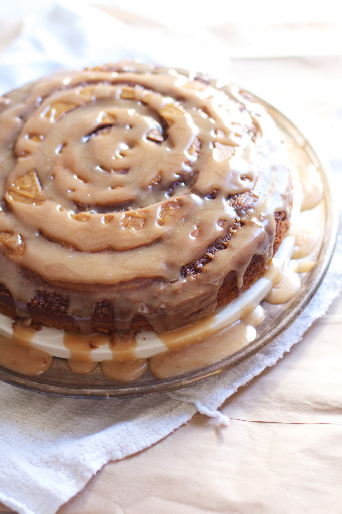 Pumpkin Cinnamon Roll Cake