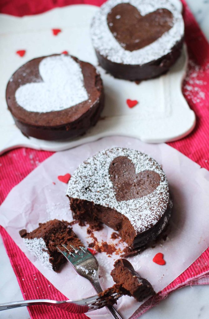 Mini Flourless Chocolate Cakes