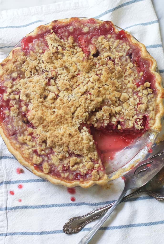 Berry Rhubarb Crumb Pie