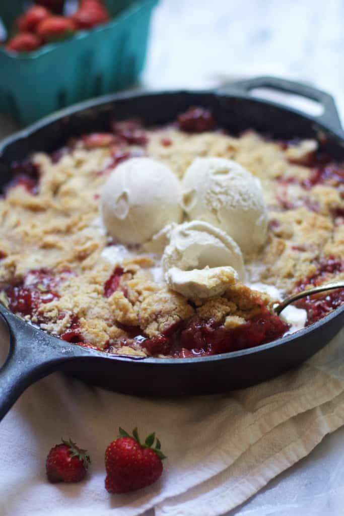 Strawberry Rhubarb Dump Cake