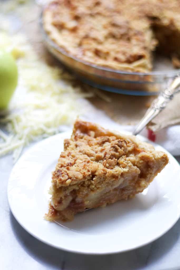 Cheddar Apple Pie