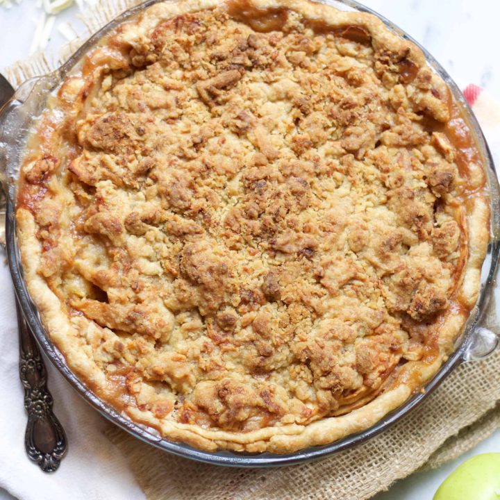 Cheddar Streusel Apple Pie