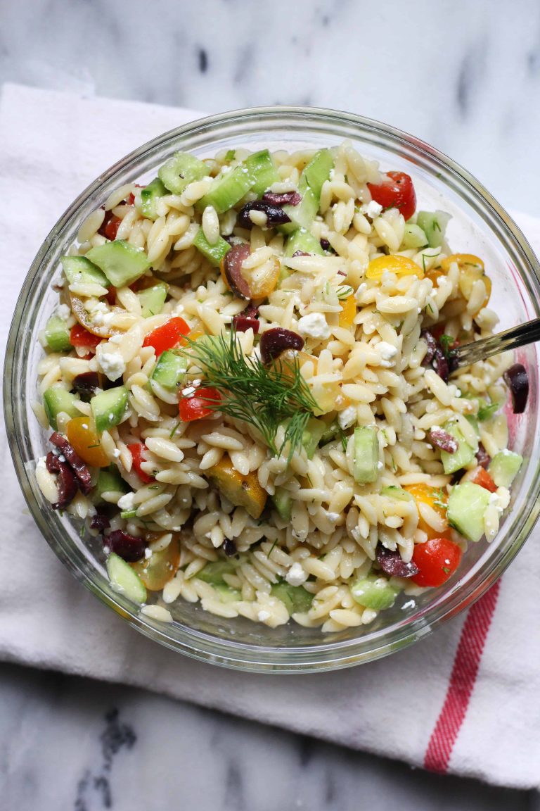 Lemony Greek Orzo Pasta Salad