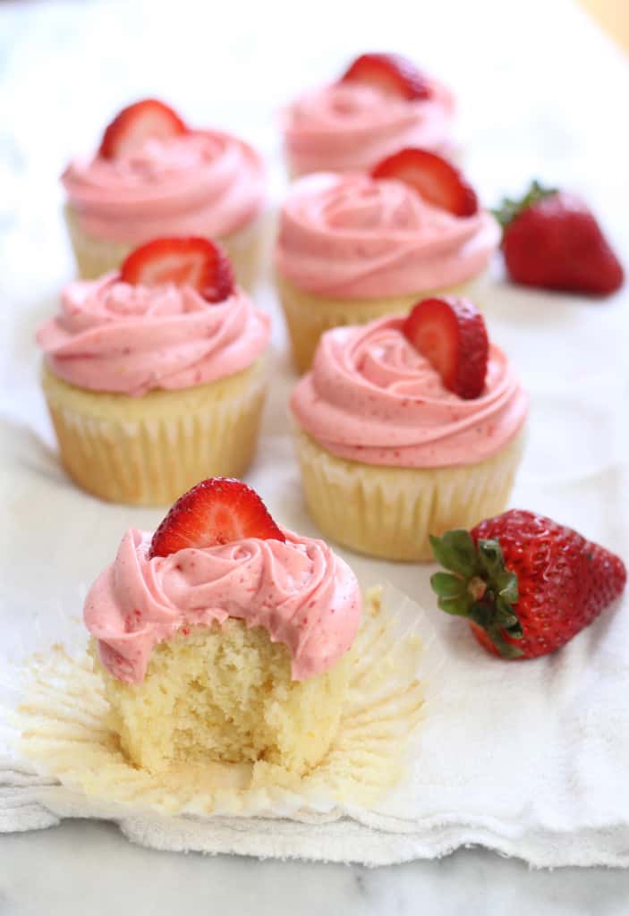 Strawberry Lemonade Cupcakes