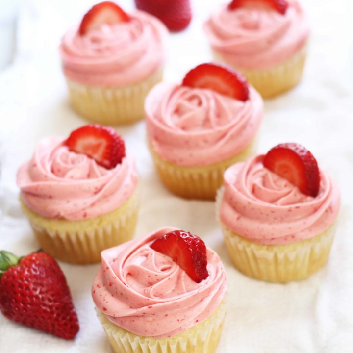 Strawberry Lemonade Cupcakes