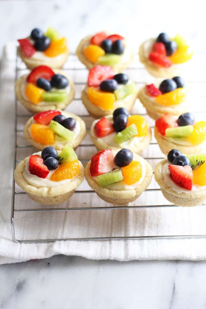 Mini Tartas de Frutas con Galletas de Azúcar