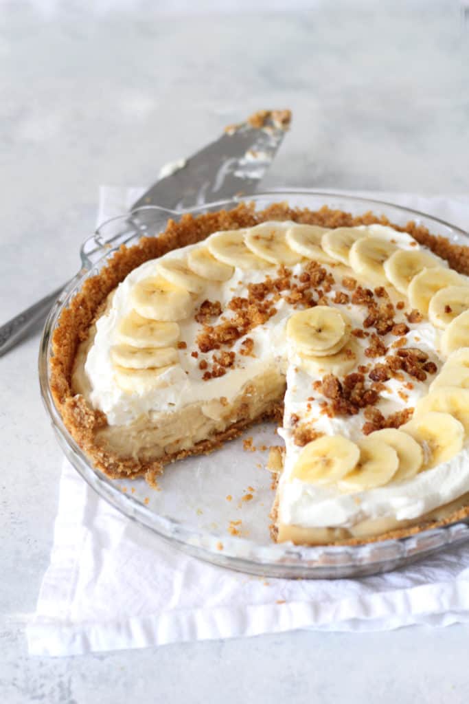 Banana Cream Pie with Graham Cracker Crust