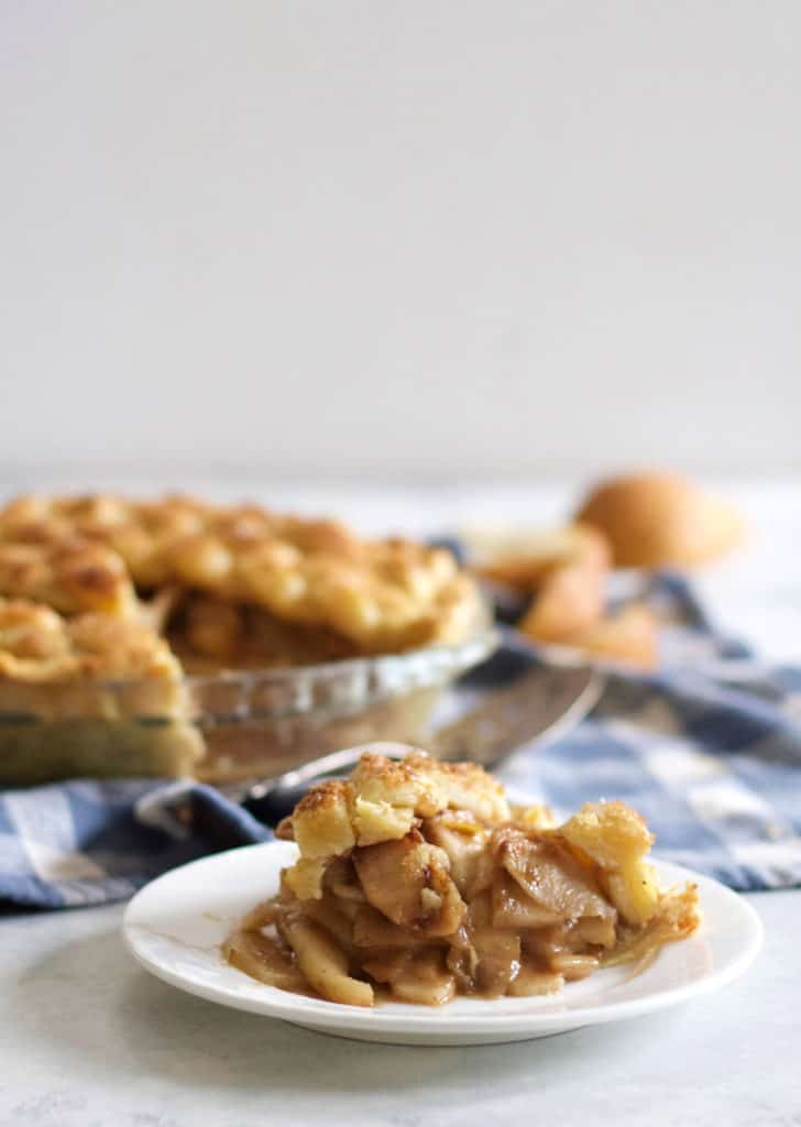 Chai-Spiced Pear Pie