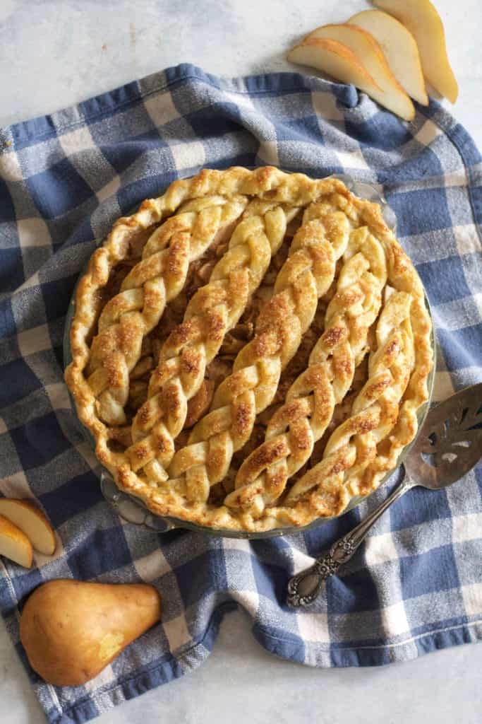 Chai-Spiced Pear Pie