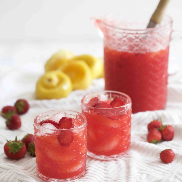 Naturally Sweetened Strawberry Lemonade