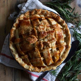 Apple Rosemary Pie