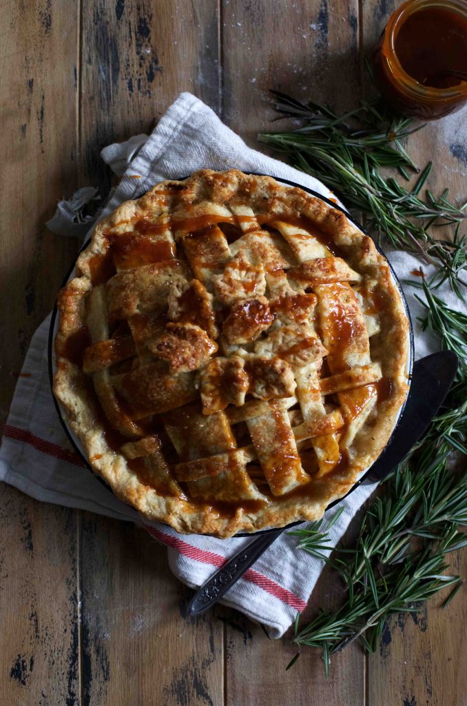 Apple Rosemary Pie