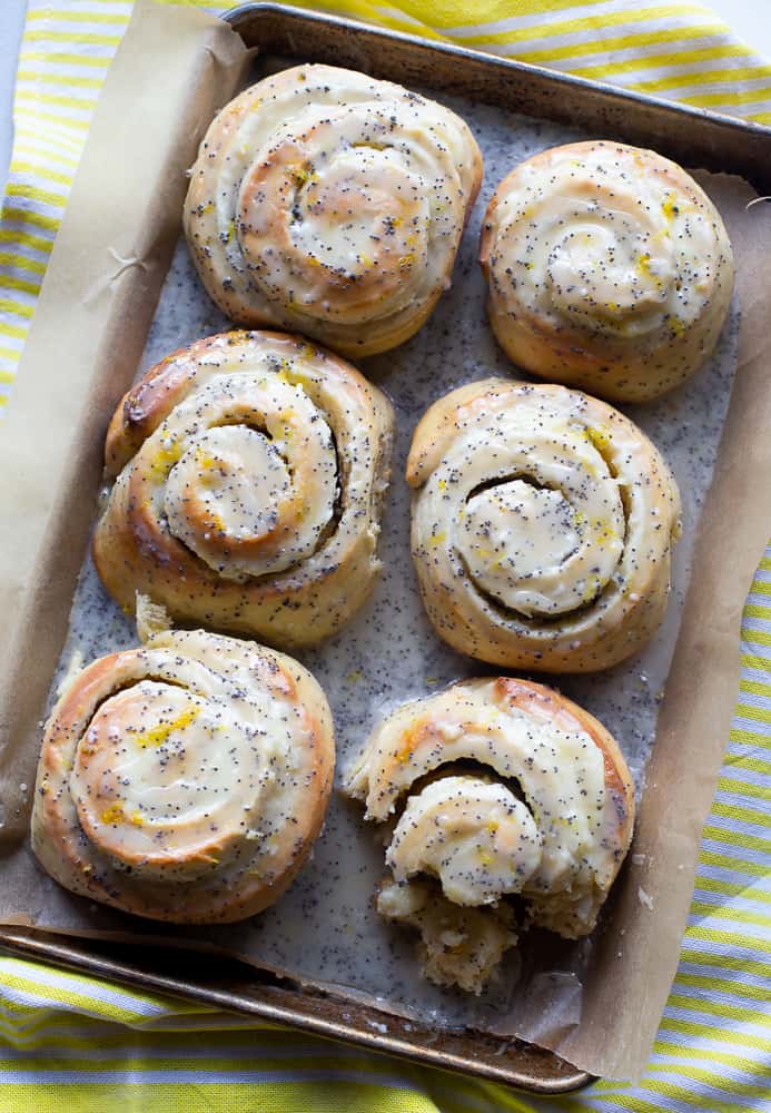 Lemon Poppyseed Buns