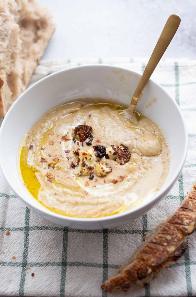 Roasted Garlic Cauliflower Soup