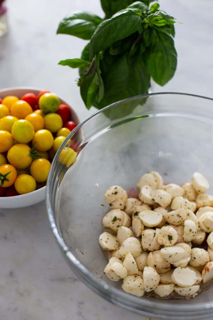 caprese orzo pasta salad