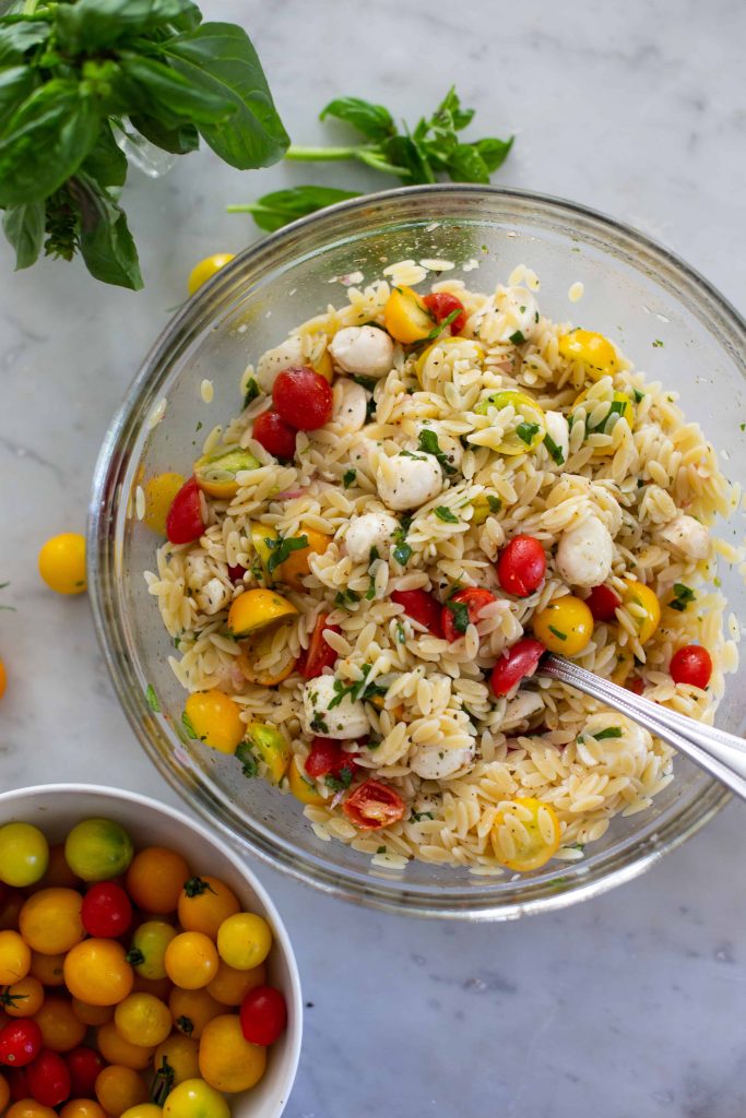 caprese orzo pasta salad