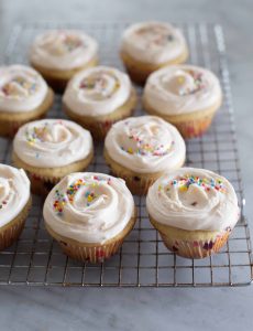 How to Freeze Cupcakes