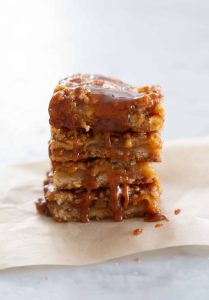 Salted Caramel Apple Pie Bars