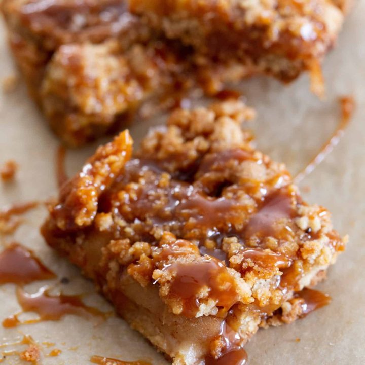 Salted Caramel Apple Pie Bars