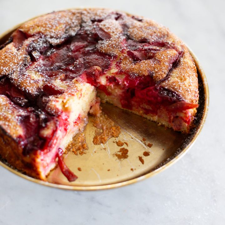 Yogurt Plum Cake