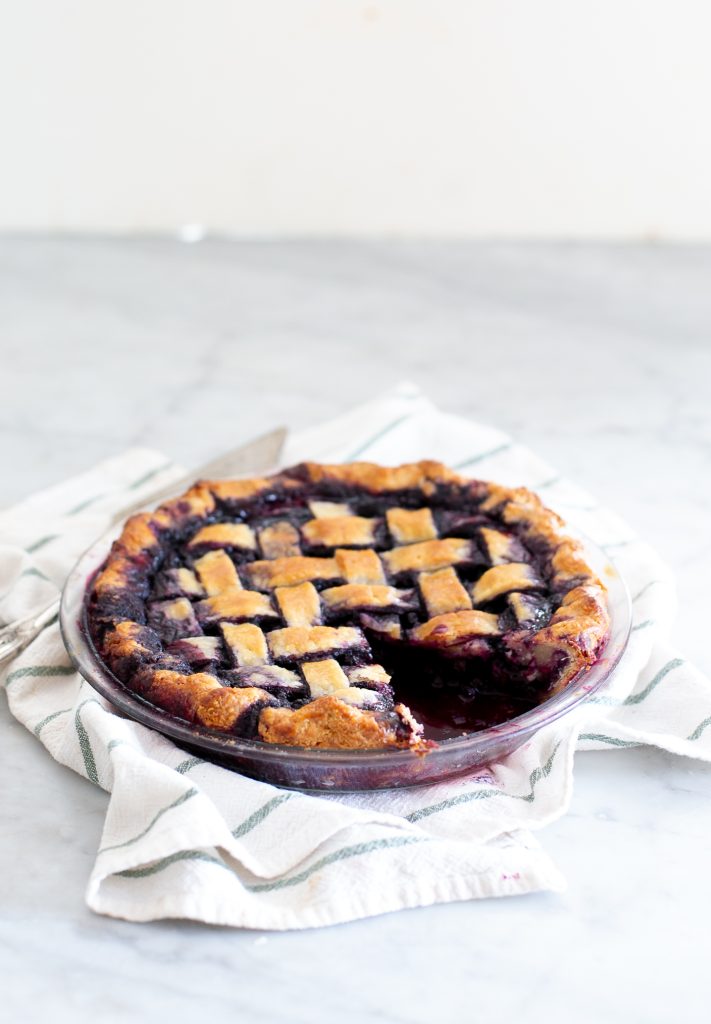 Blueberry Pie with Frozen Blueberries