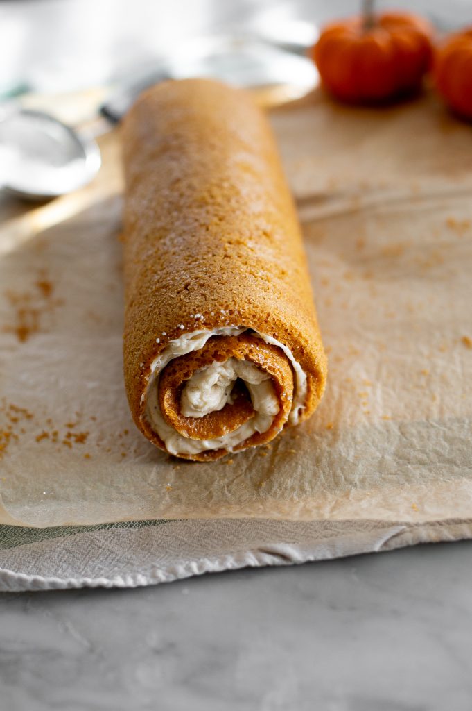 Old Fashioned Pumpkin Roll