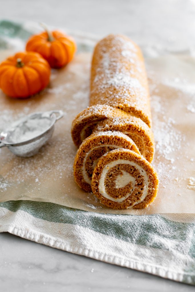 Old Fashioned Pumpkin Roll